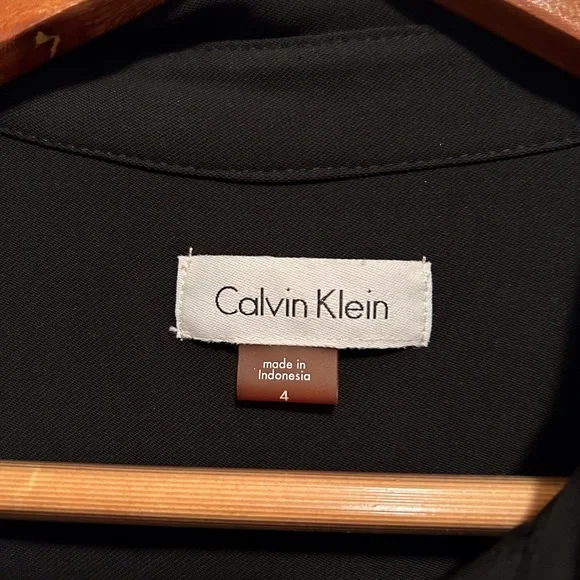 Calvin Klein Women’s Black Sleeveless Dress with Silver Buttons. Size 4 - Picture 3 of 8